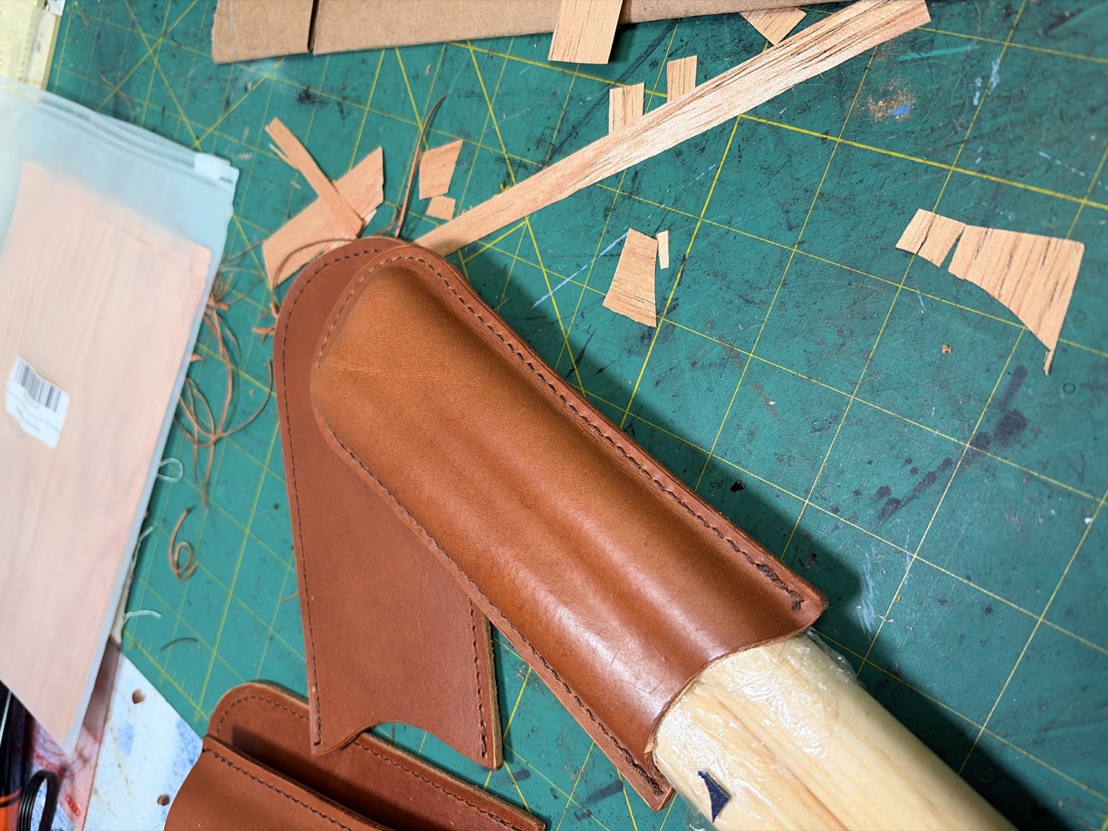 Two-stick cigar case detail